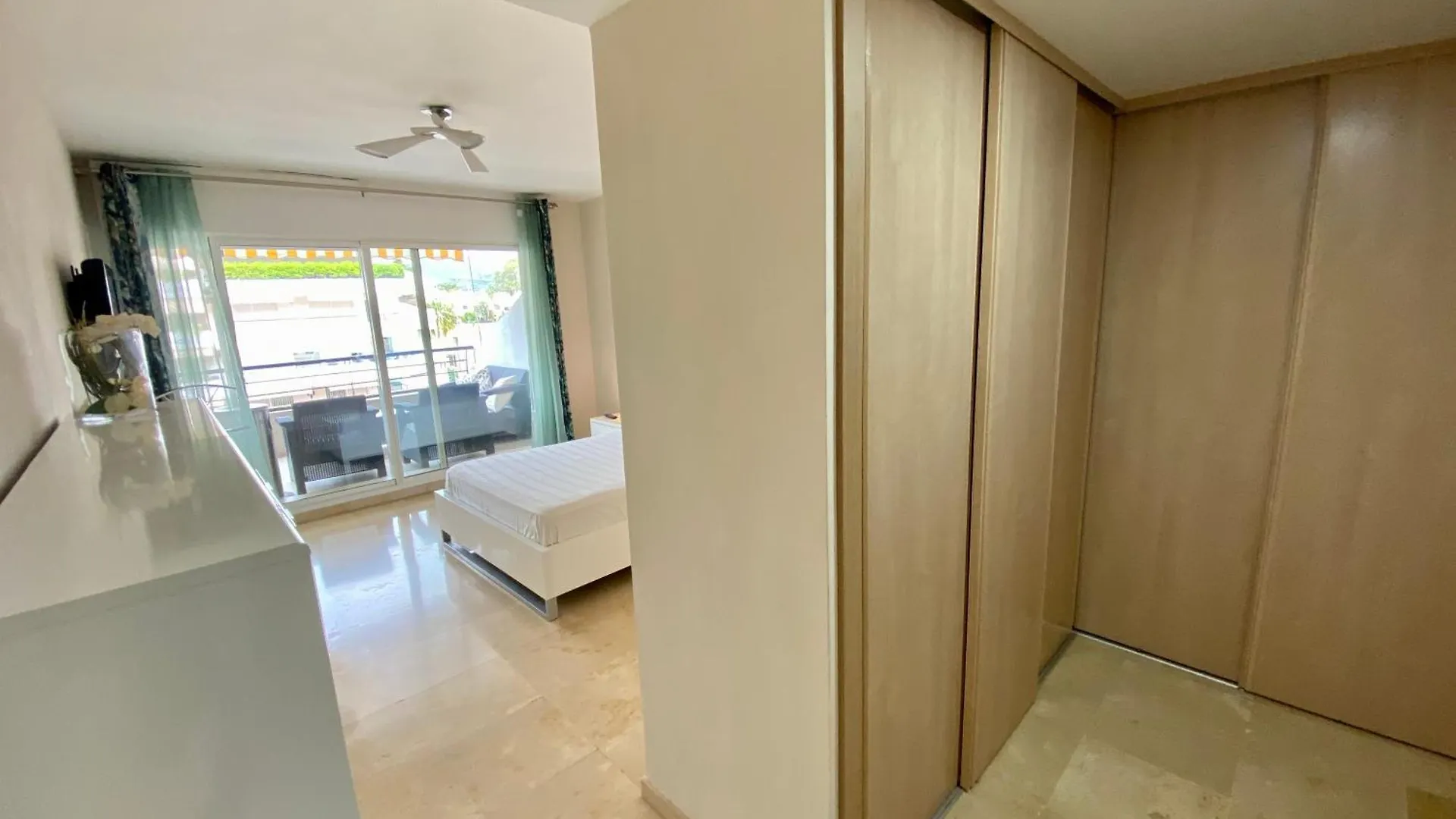 Apartamento Con Vistas Y Terraza En Guadalmina Mad Marbella 0*,