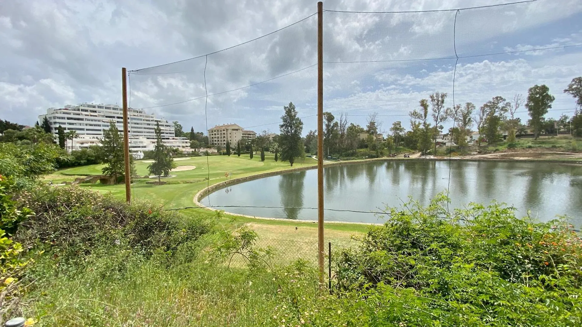Apartamento Con Vistas Y Terraza En Guadalmina Mad Marbella